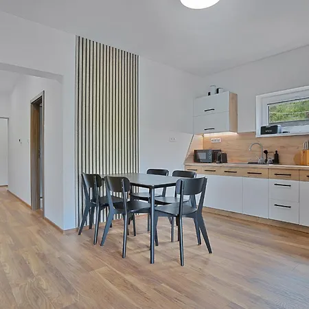 Krusne - Bike Friendly Apartment Loučná pod Klínovcem